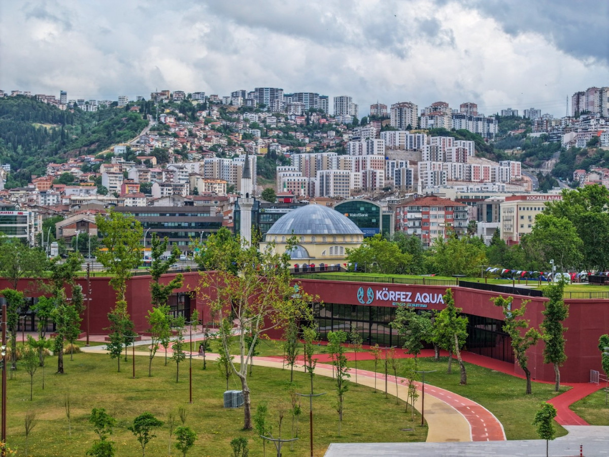 Kocaeli, Körfez Aqua'ya Akın Etti: Kısa Sürede On Binlerce Ziyaretçi Ağırlandı